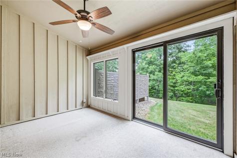1453 Tripodi Circle Niles OH 44446