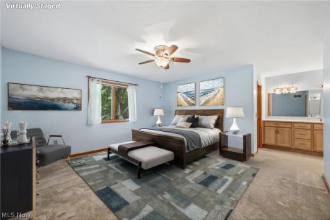 1453 Tripodi Circle Niles OH 44446
