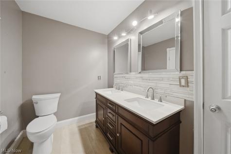 824 S Chillicothe Road Aurora OH 44202