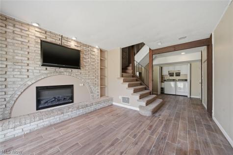 824 S Chillicothe Road Aurora OH 44202