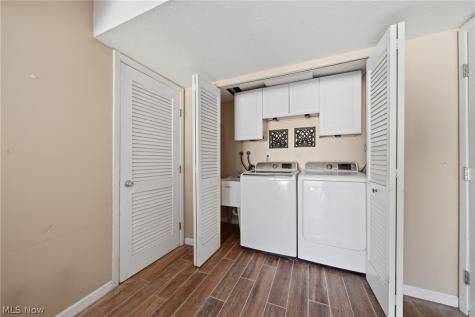 824 S Chillicothe Road Aurora OH 44202