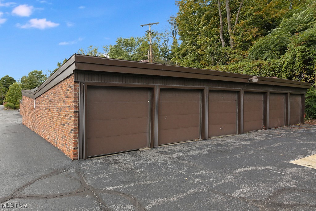 5721 Som Center Road Solon OH 44139