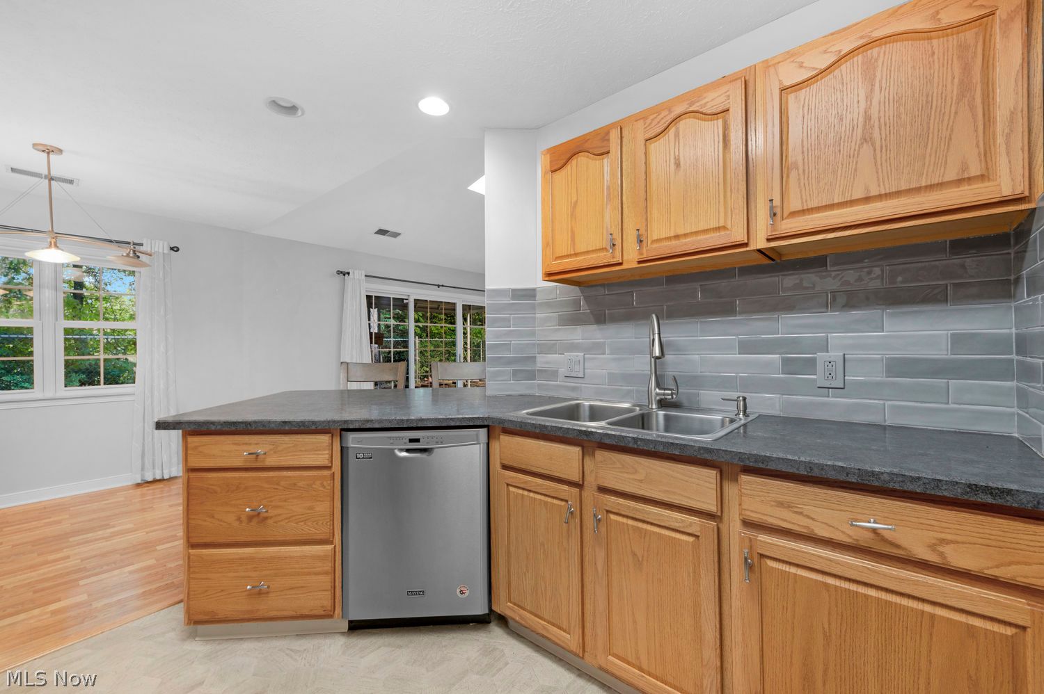 819 Renee Drive Wadsworth OH 44281
