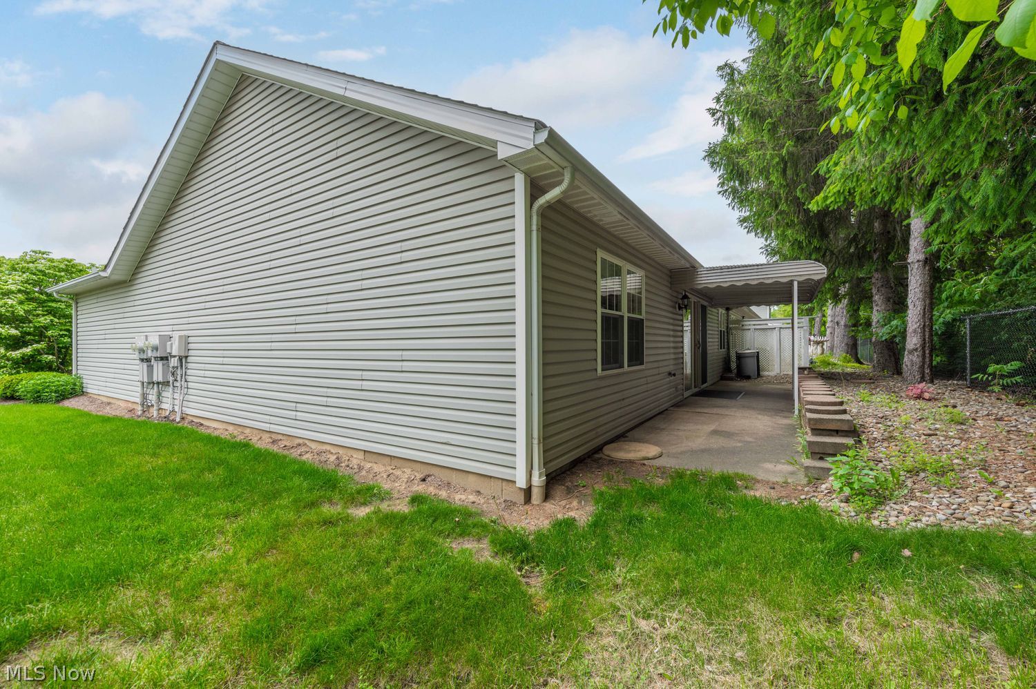 819 Renee Drive Wadsworth OH 44281