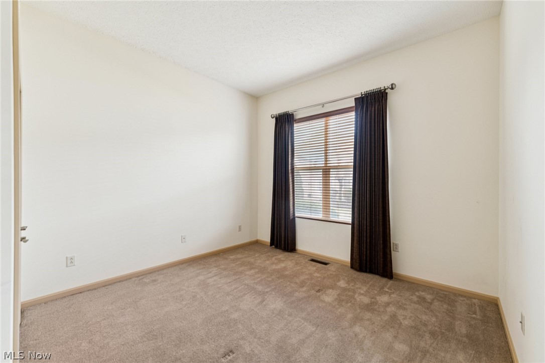38778 Renwood Avenue Avon OH 44011