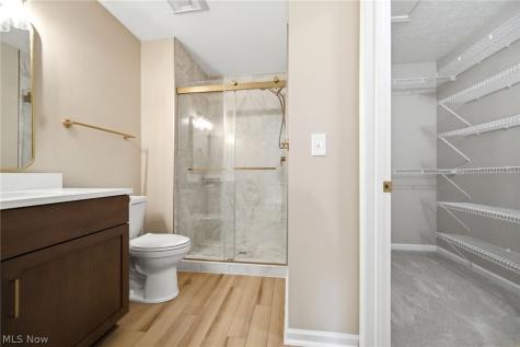 2708 Shakespeare Lane Avon OH 44011