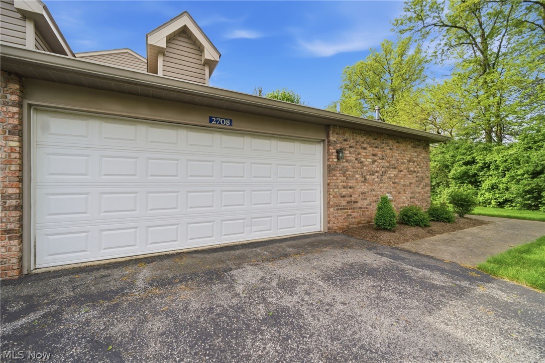 2708 Shakespeare Lane Avon OH 44011