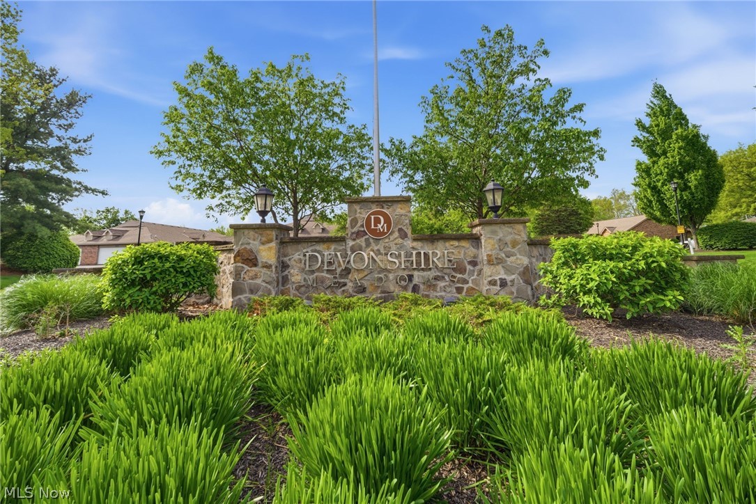 2708 Shakespeare Lane Avon OH 44011