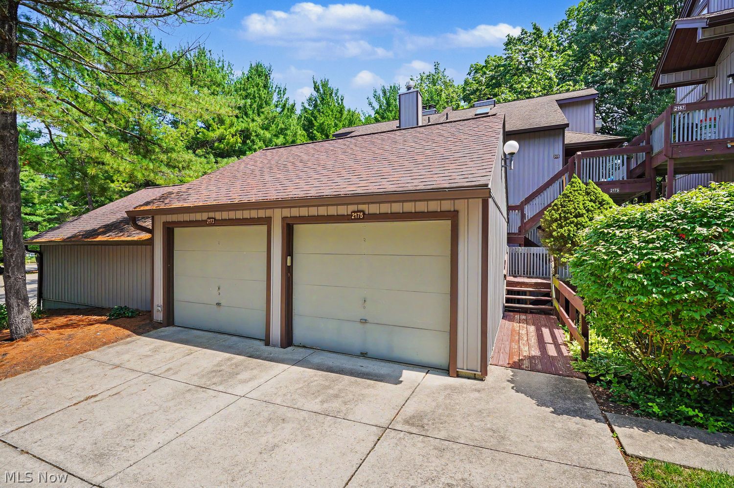 2175 Pinebrook Trail Cuyahoga Falls OH 44223