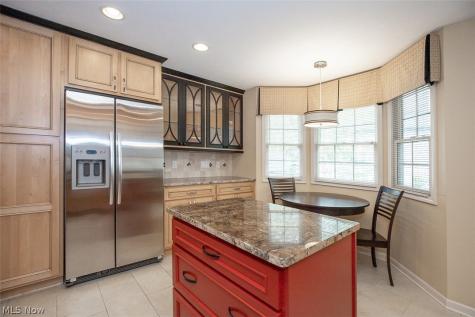 904 Hampton Court Northfield OH 44067