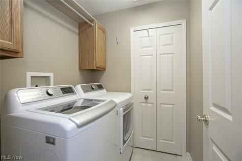 904 Hampton Court Northfield OH 44067