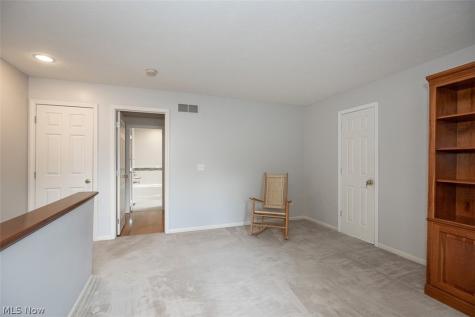 904 Hampton Court Northfield OH 44067