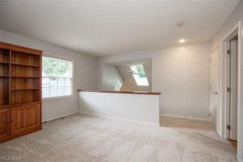 904 Hampton Court Northfield OH 44067