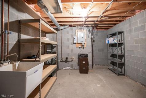 904 Hampton Court Northfield OH 44067