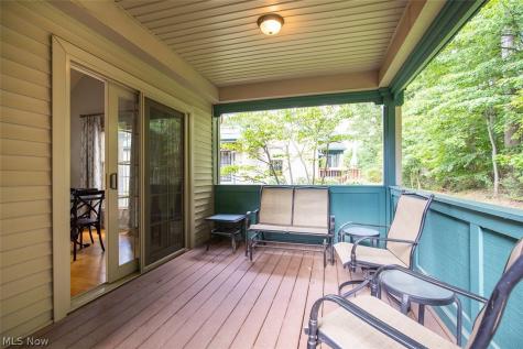 904 Hampton Court Northfield OH 44067