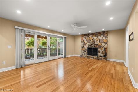 19245 Briarwood Lane Strongsville OH 44149