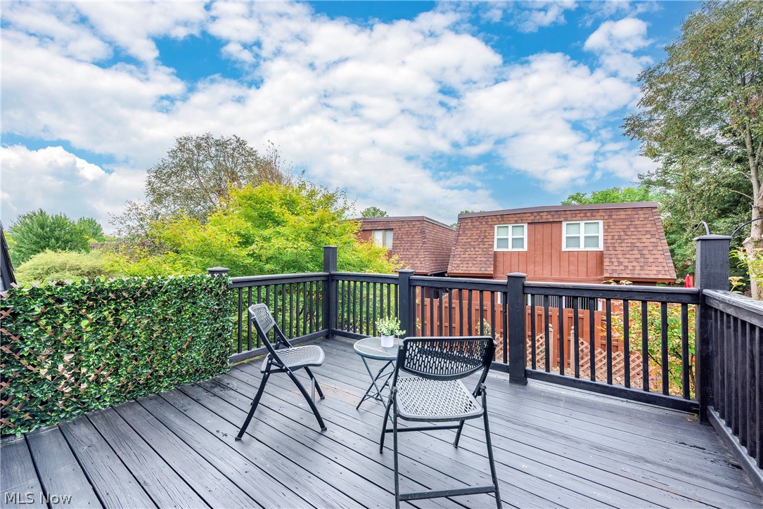 19245 Briarwood Lane Strongsville OH 44149