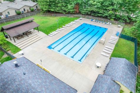 19245 Briarwood Lane Strongsville OH 44149