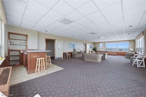 12520 Edgewater Drive Lakewood OH 44107