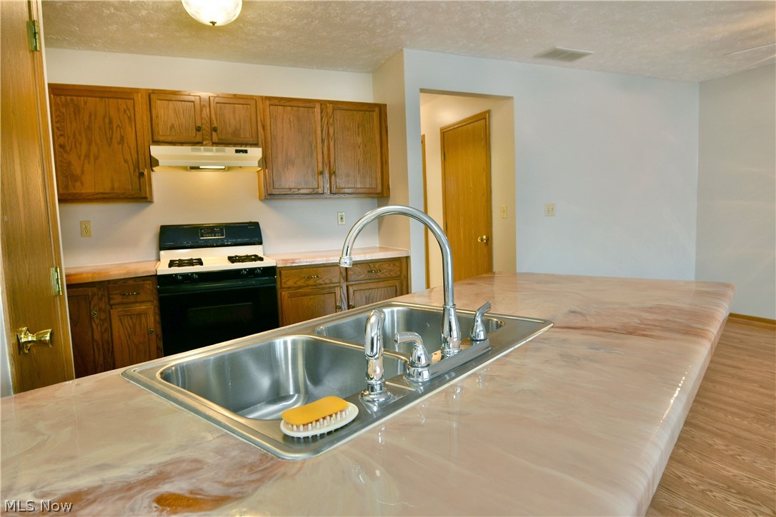 3287 Pheasant Run Road Cortland OH 44410