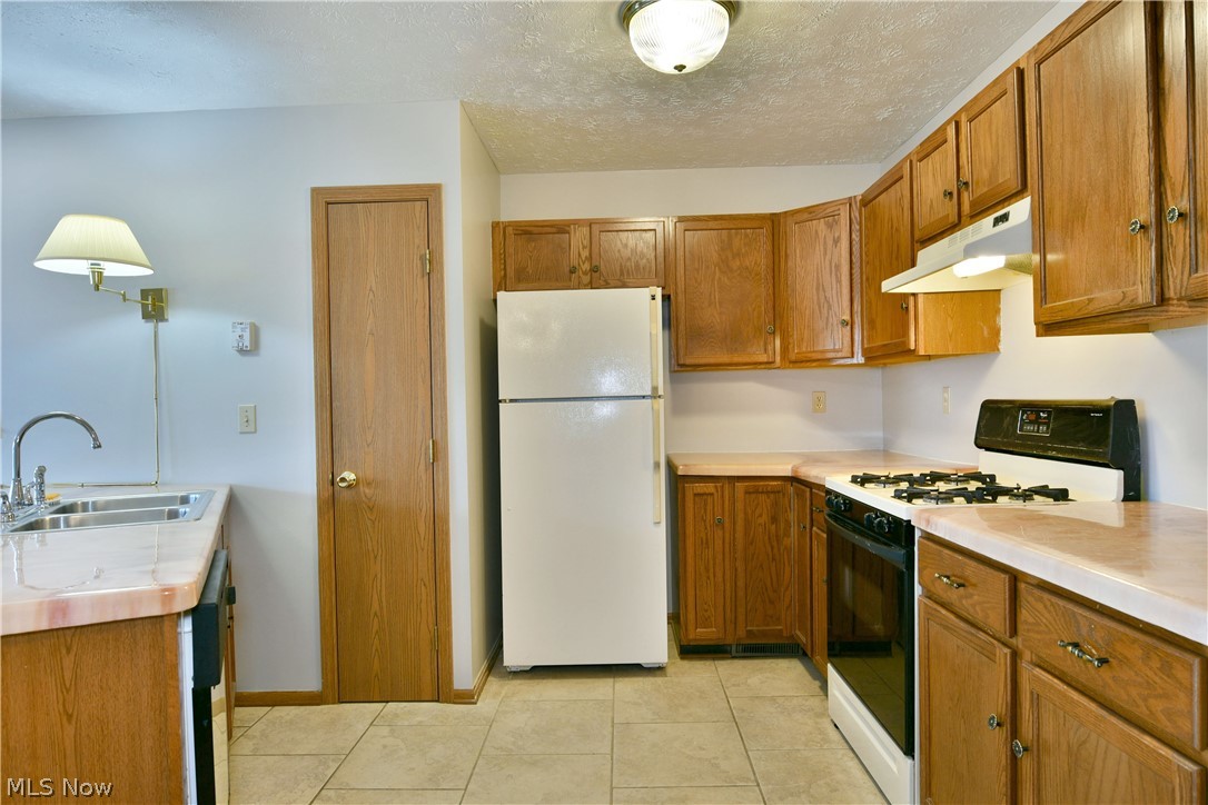 3287 Pheasant Run Road Cortland OH 44410