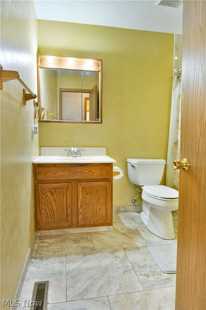 3287 Pheasant Run Road Cortland OH 44410
