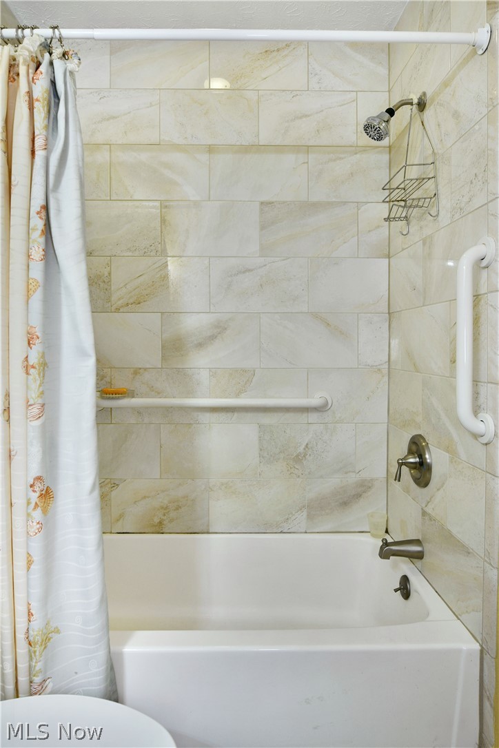 3287 Pheasant Run Road Cortland OH 44410