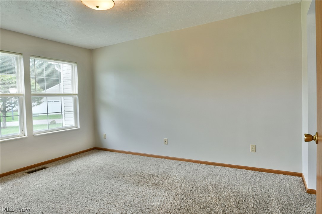 3287 Pheasant Run Road Cortland OH 44410