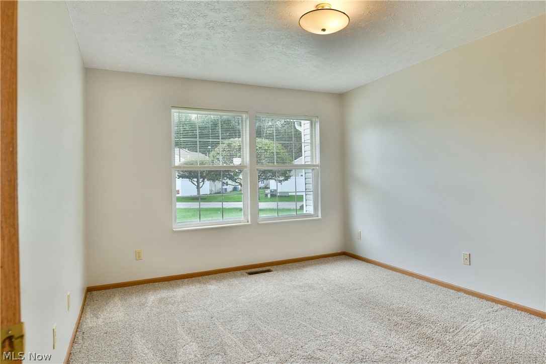 3287 Pheasant Run Road Cortland OH 44410