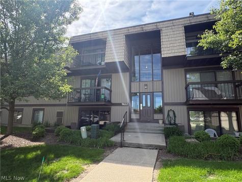 9610 Cove Drive North Royalton OH 44133