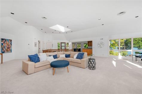 401 Darbys Run Bay Village OH 44140