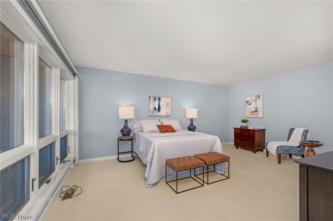 401 Darbys Run Bay Village OH 44140