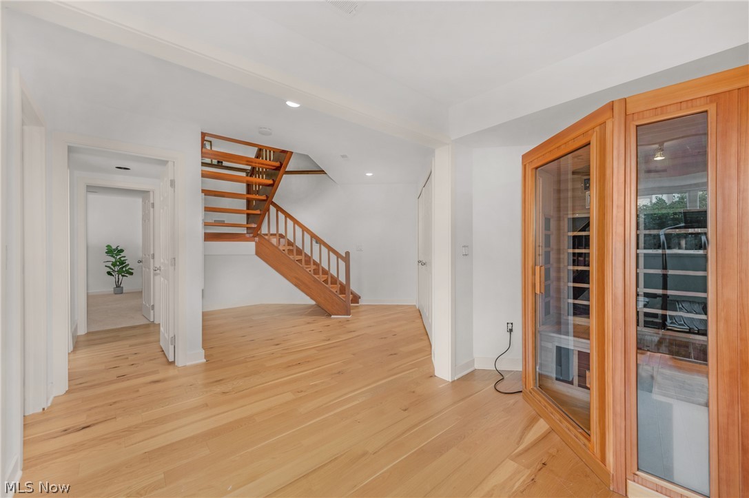 401 Darbys Run Bay Village OH 44140