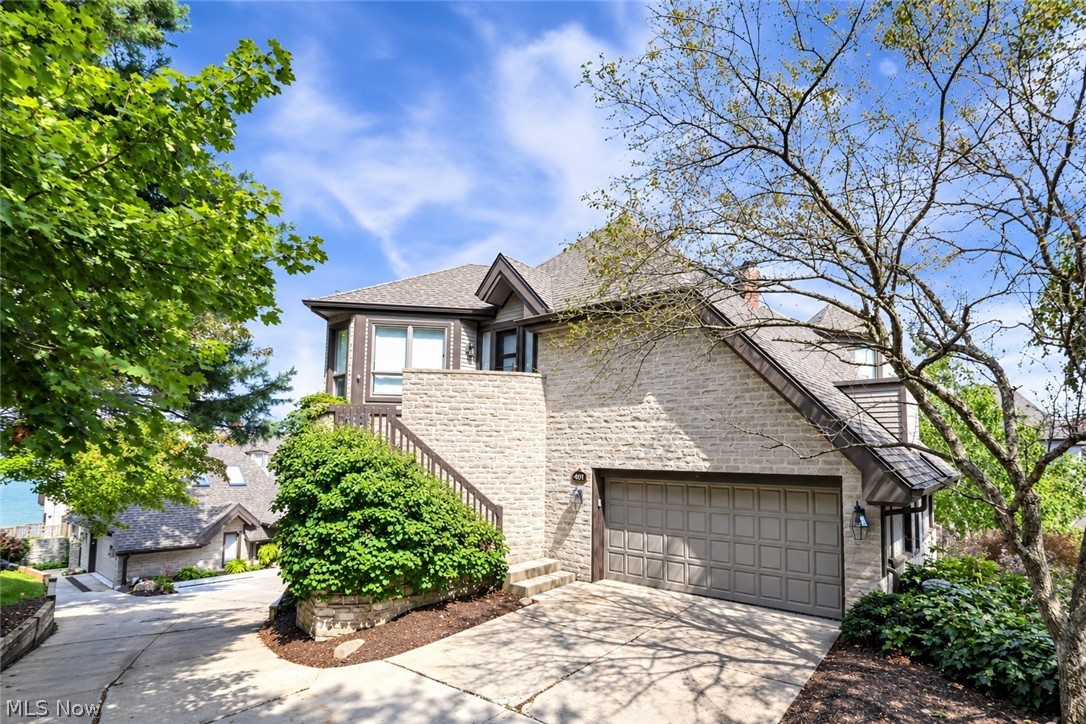 401 Darbys Run Bay Village OH 44140