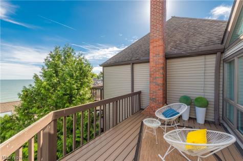 401 Darbys Run Bay Village OH 44140