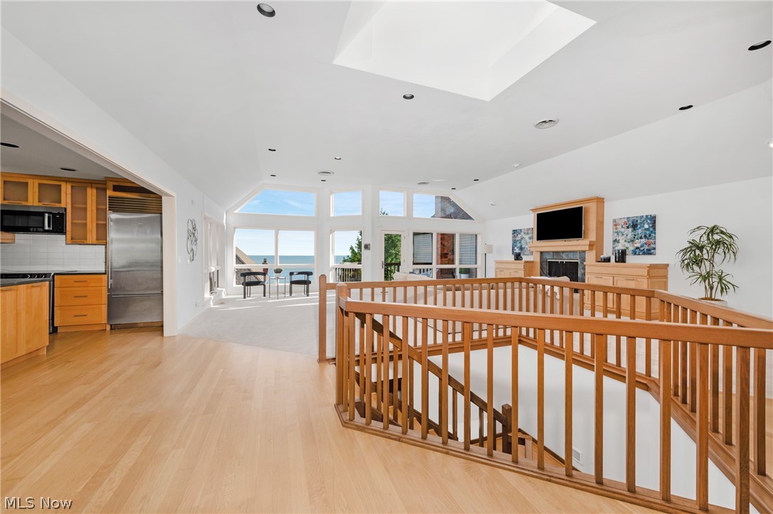 401 Darbys Run Bay Village OH 44140