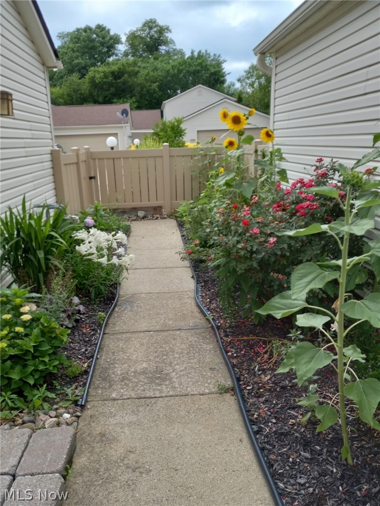 4809 Scotch Pine Way North Ridgeville OH 44039