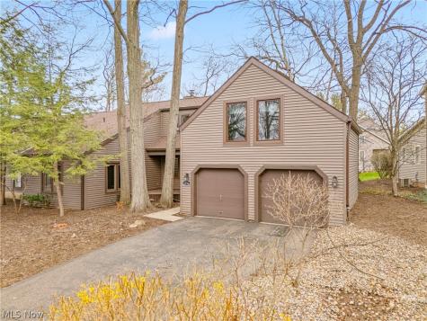 1536 Baycrest Drive NW Canton OH 44708