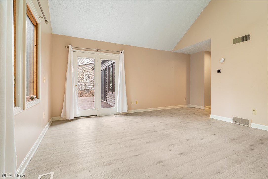 1536 Baycrest Drive NW Canton OH 44708