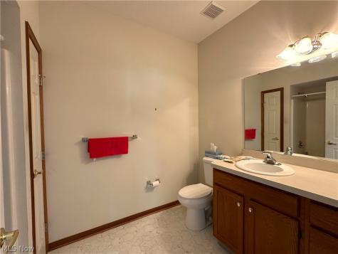 135 Village Drive Seven Hills OH 44131