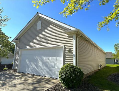 135 Village Drive Seven Hills OH 44131