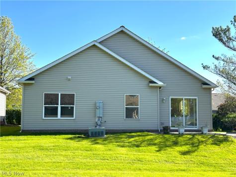 135 Village Drive Seven Hills OH 44131