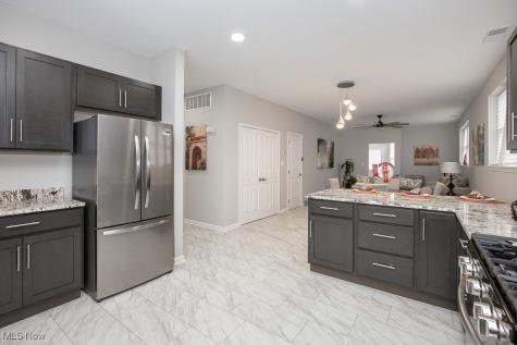 3138 E 135 Cleveland OH 44120