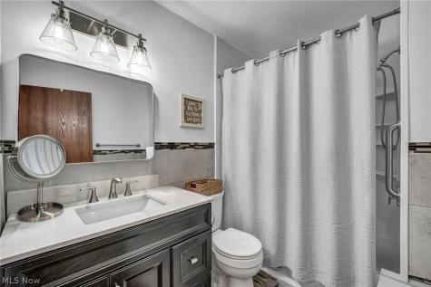 97 Firebush Lane Northfield OH 44067