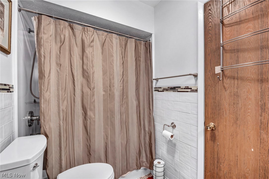 97 Firebush Lane Northfield OH 44067
