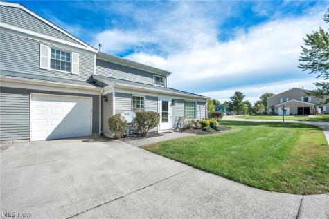 97 Firebush Lane Northfield OH 44067