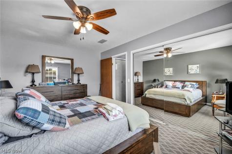 97 Firebush Lane Northfield OH 44067