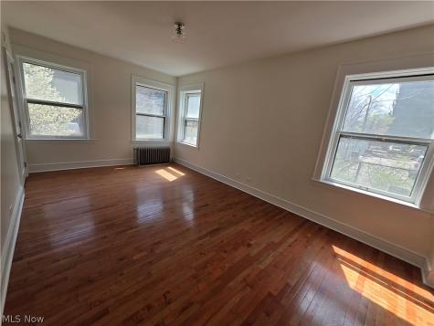 11430 Cedar Glen Parkway Cleveland OH 44106