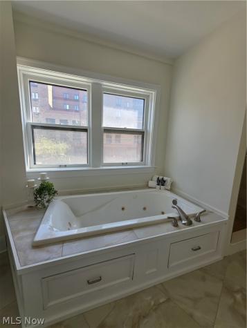 11430 Cedar Glen Parkway Cleveland OH 44106