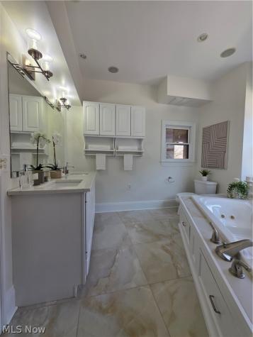11430 Cedar Glen Parkway Cleveland OH 44106